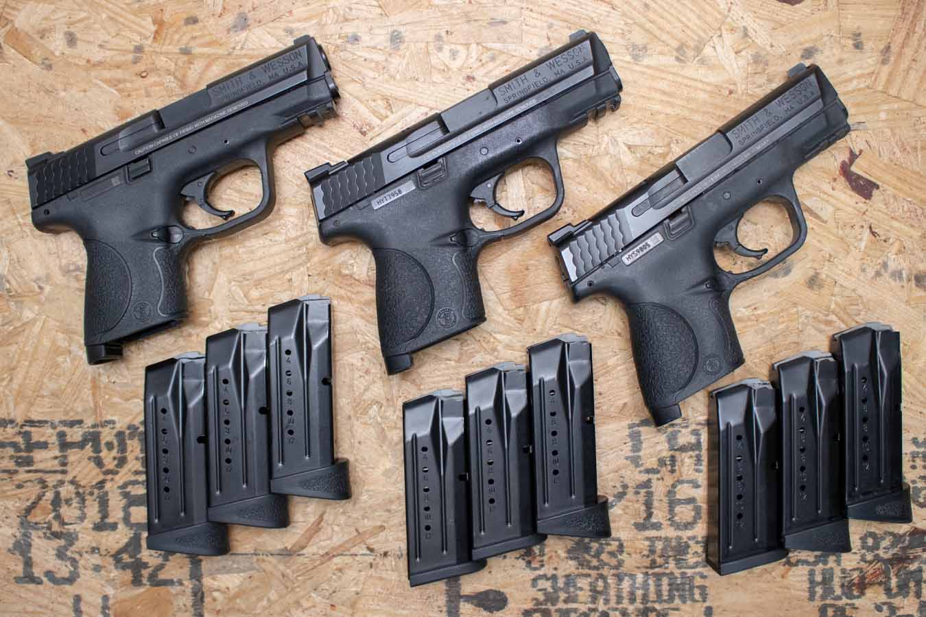 SMITH AND WESSON M&P9 Compact 9mm Police Trade-in Pistols with Night Sights (Very Good Condition)